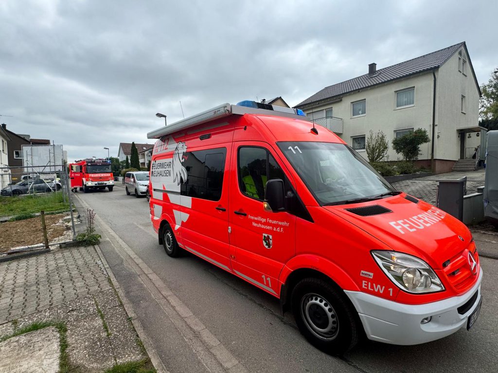 Einsatzfahrzeuge:
ELW1, HLF20, HLF10
Einsatzzeitraum:
08.05.2024 –14:02-14:27Uhr